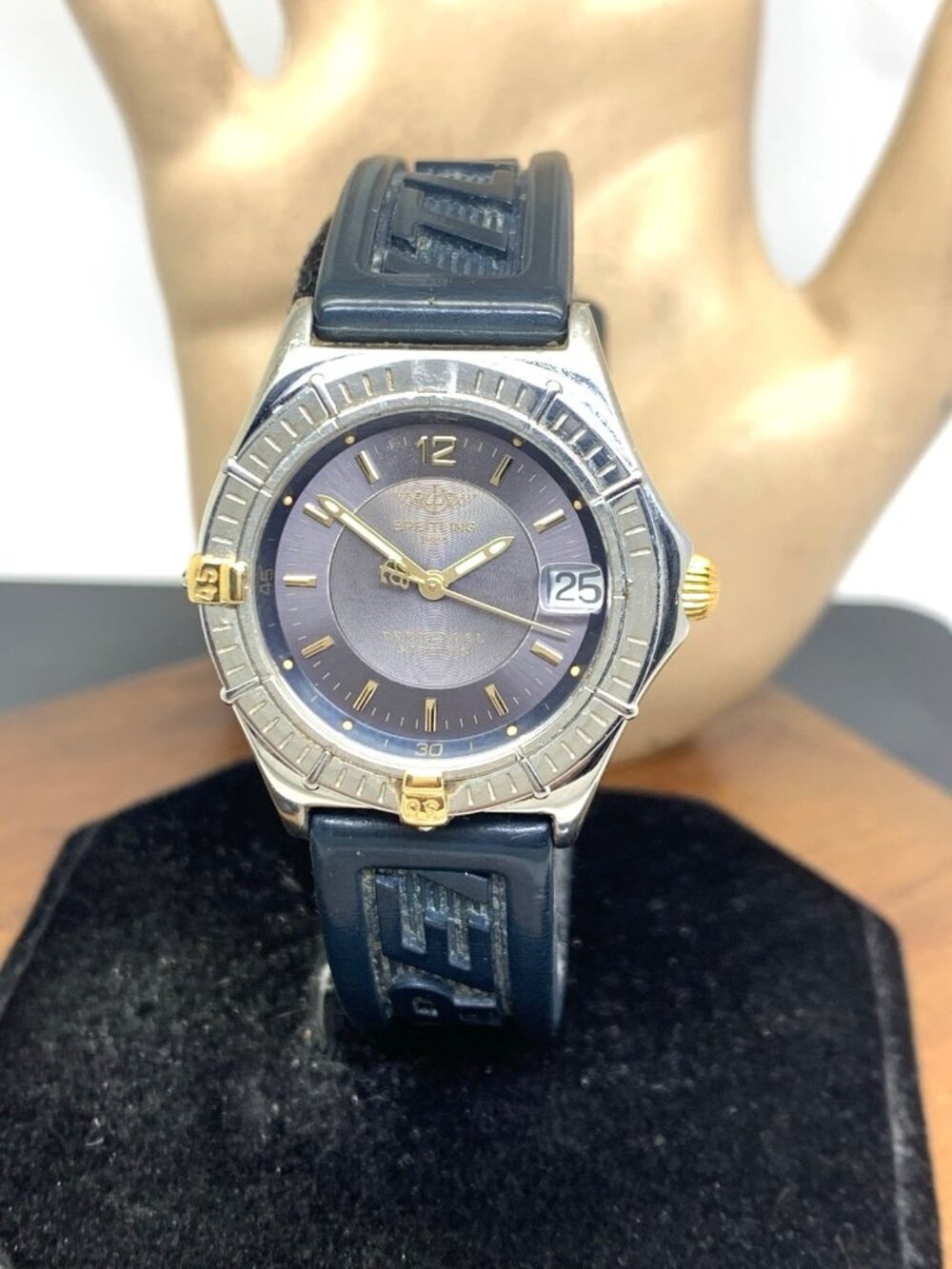 Breitling Women's Watch B62021 Sirius Swiss Quartz Gray Dial Rubber Strap 32mm